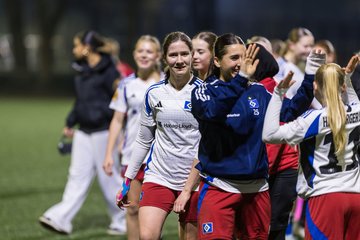 Bild 442 - wBJ Hamburger SV - Eimsbuettler TV 2 : Ergebnis: 16:0